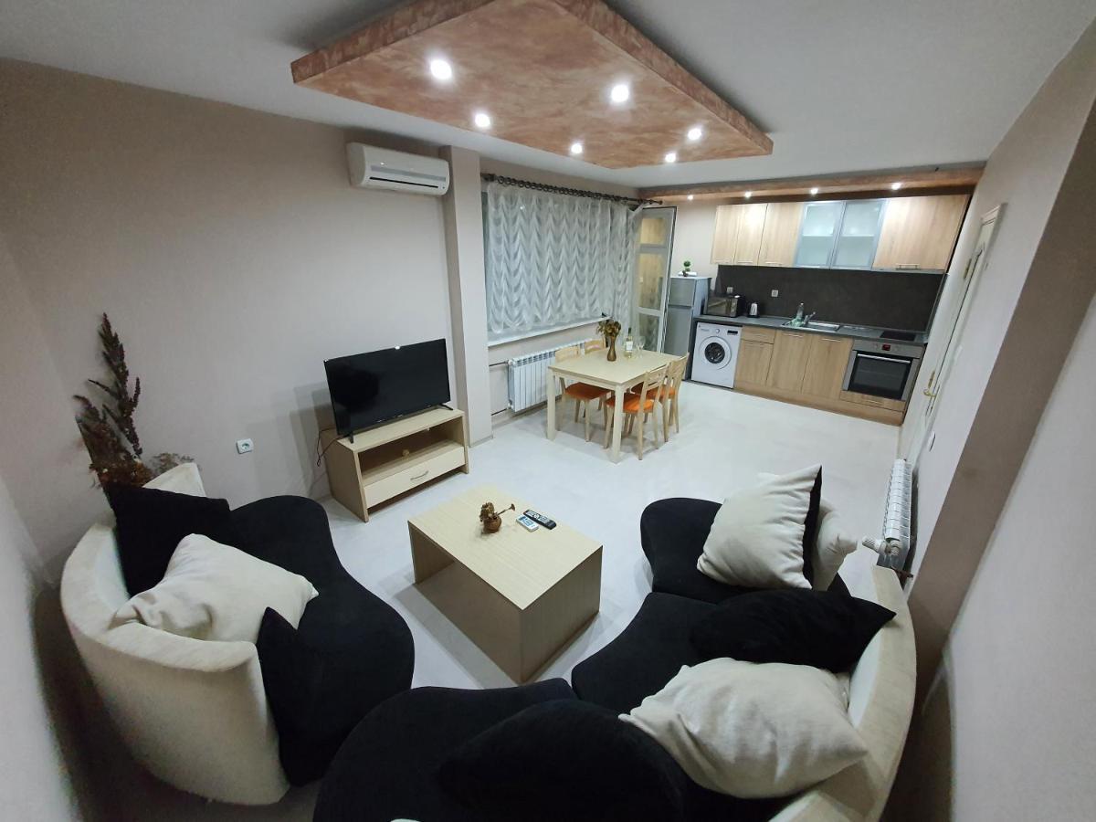 נסבר Apartments Eli מראה חיצוני תמונה