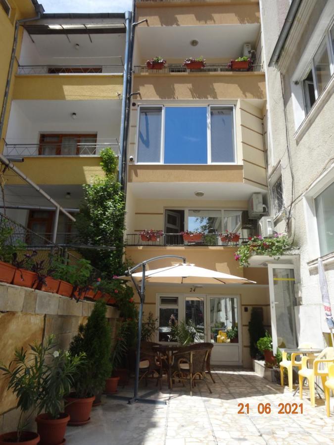 נסבר Apartments Eli מראה חיצוני תמונה